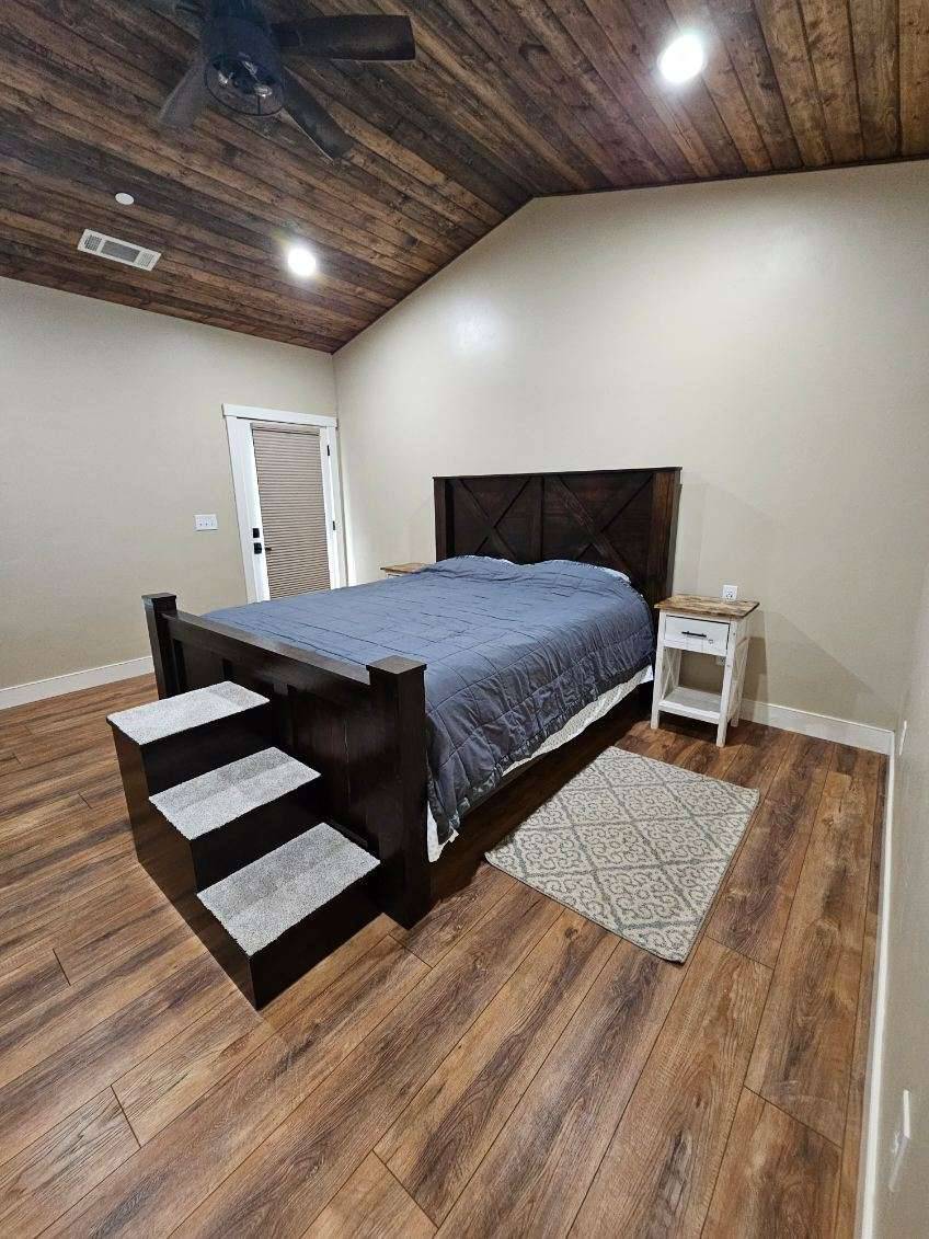 Cape Coral Wooden Bed Frame | Sturdy Platform Bed | Rustic & Stylish Handmade Furniture - Image 5